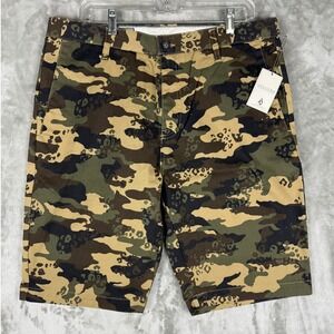 Volcom Mens Vmonty Short Camo Print Size 34 Casual Style Cargo Shorts